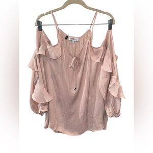 Jennifer Lopez Pink Cold‎ Shoulder Blouse
